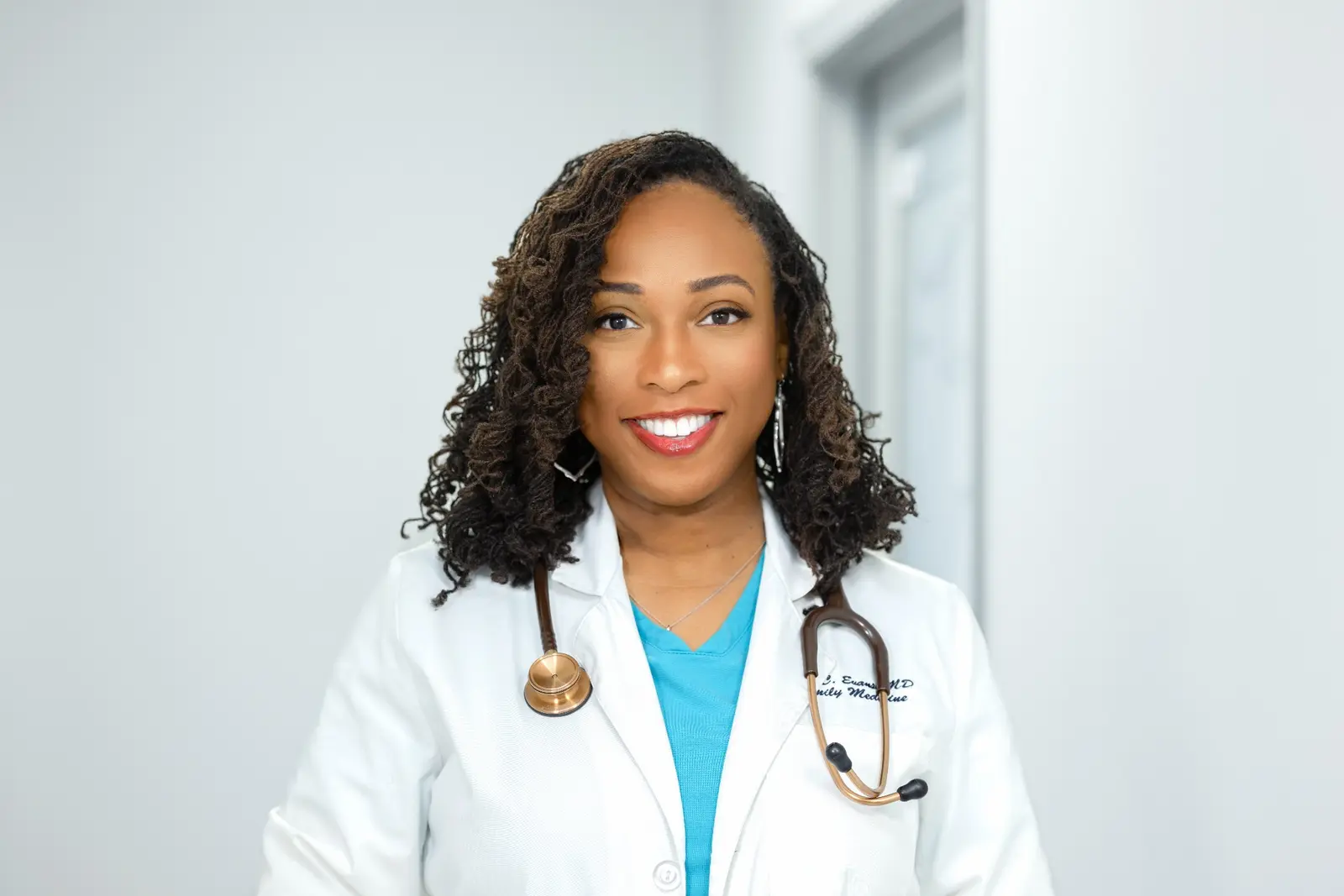 Dr. Akita Evans